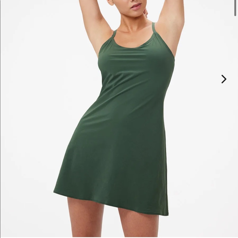 The Exercise Dress: Outdoor Voices